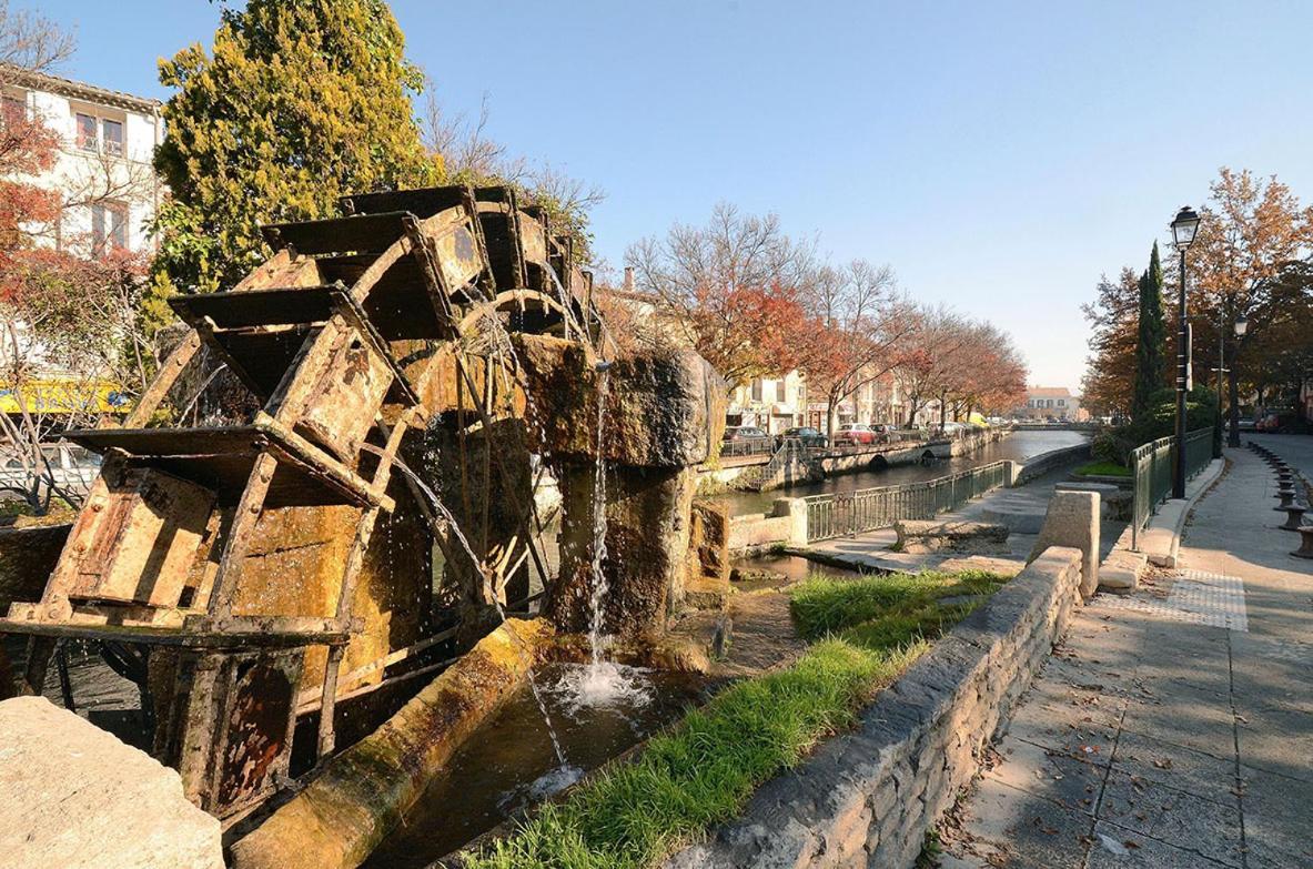 Gite De L'Olivier, Classe, Climatise, Jardin Avec Parking Gratuit Devant Le Logement Et A 5 Minutes Du Centre-Ville A Pied LʼIsle-sur-la-Sorgue Eksteriør bilde