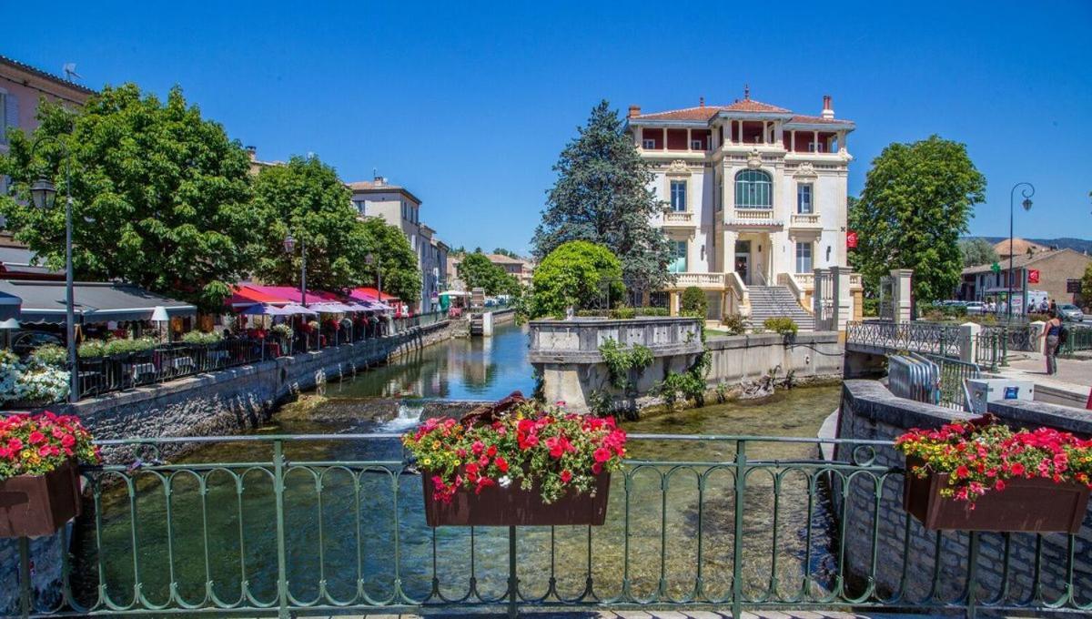 Gite De L'Olivier, Classe, Climatise, Jardin Avec Parking Gratuit Devant Le Logement Et A 5 Minutes Du Centre-Ville A Pied LʼIsle-sur-la-Sorgue Eksteriør bilde